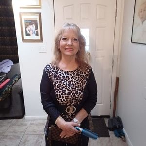 Meet your Posher, Beth